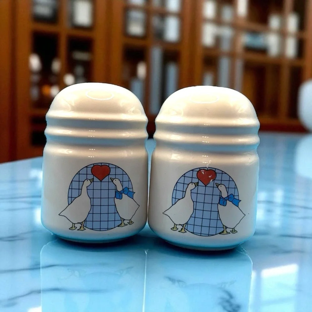 Vintage Geese, Goose Salt & Pepper Shakers Blue Ribbon Heart 90's Theme Clean